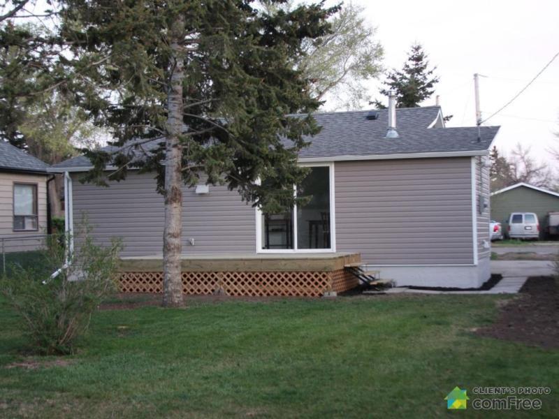 $169,900 - Bungalow for sale in Claresholm