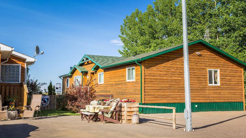 Beach Retreat - 40 Mile Park. PRICE DROP!