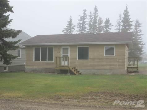 Homes for Sale in Maidstone, Saskatchewan $180,000