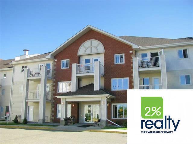 Excellent Shape 1Bb With Den, Top Floor- Listed By 2%Realty
