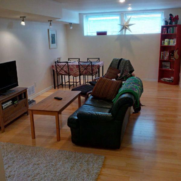 Scandinavian 2-BDR Basement Suite near Bonnie Doon - AUG 1