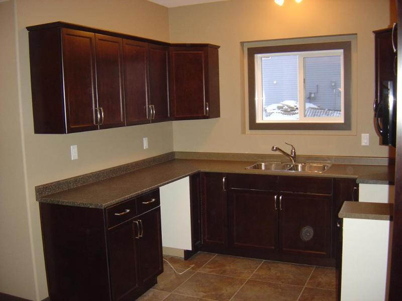 7022 90 St 2 Bed Lower Suite in Countryside North!! Avail Now!