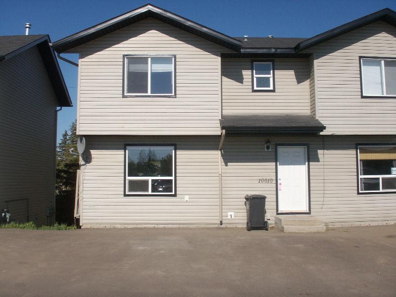 Sexsmith 3 and 4 bedroom townhouses, deck, 5 appliances