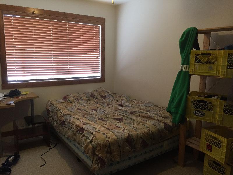 unfurnished room for rent