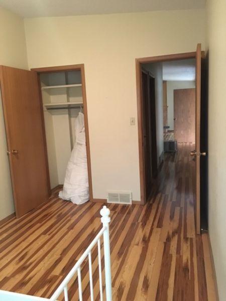 Room for rent near Chinook mall / lrt. Aug 1
