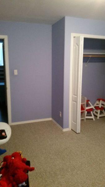 1 very large room for rent