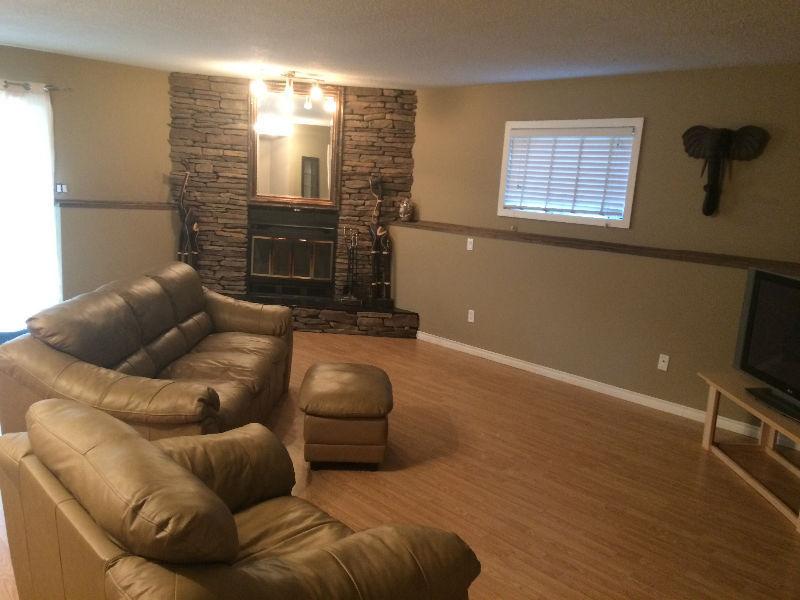 3 rooms for rent in Highland Green