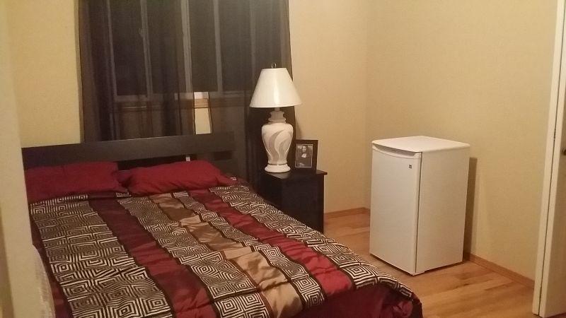 3 Rooms for rent in Lacombe
