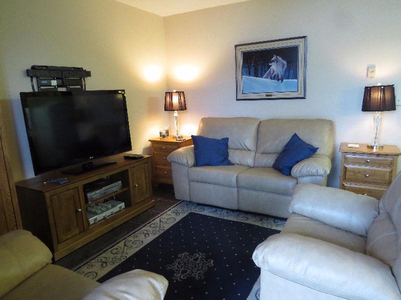 Lakefront one bedroom condo at LOR available for winter renter