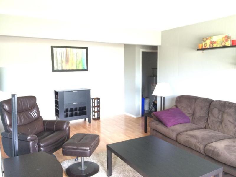 GREAT 2 BEDROOM FURNISHED SUITE IN IDEAL LOCATION