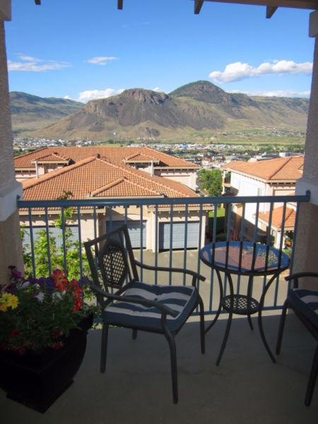 Spectacular 2 Bedroom 2 Bath Lower Sahali Townhome...a must see!