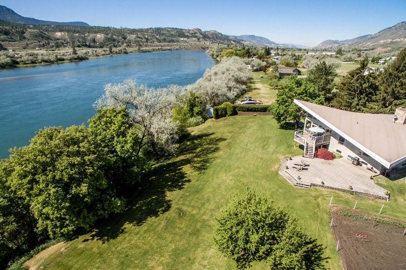 One of a kind South Thompson Waterfront Gem