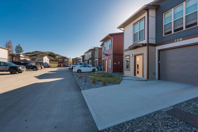 The Landing - Exciting New Homes in Pineview!