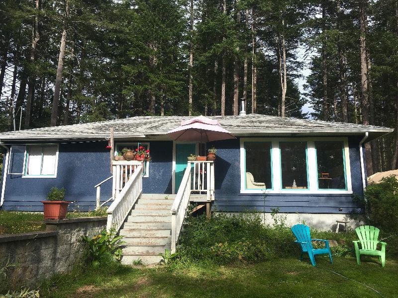 Gabriola Home on Half Acre