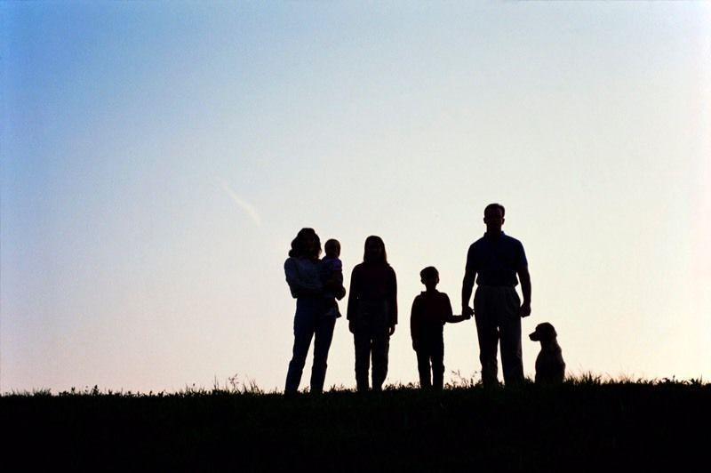 Wanted: Family looking for long term rental