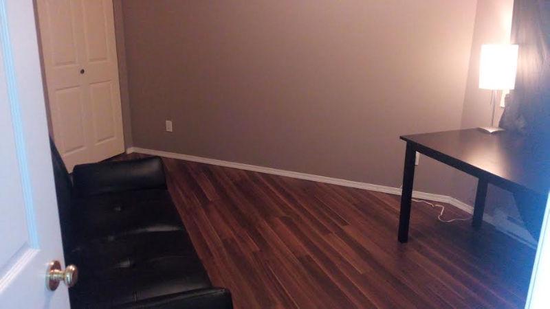 Unfurnished Room Avail Aug 1