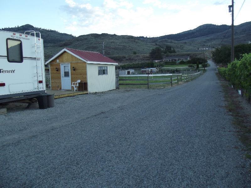 OSOYOOS, FIFTH WHEEL FOR RENT ON ACREAGE