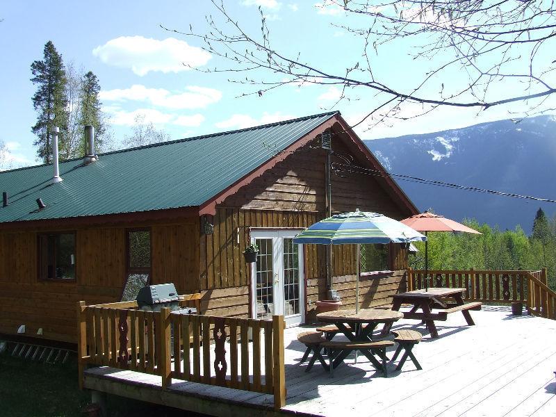 Spectacular home for short term rental in the Robson Valley