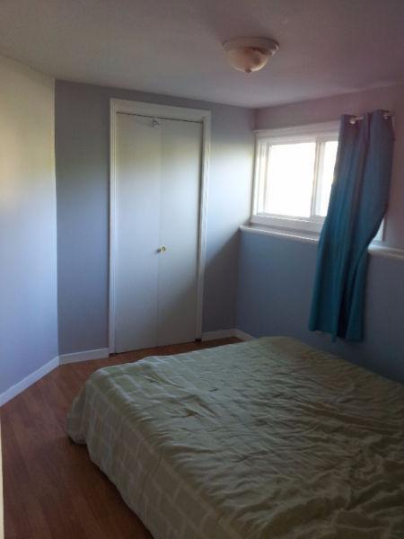 6 minutes walk from UNB/STU-2 bedroom private suite