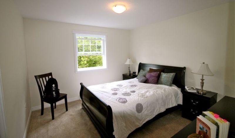 Updated 2 bedroom minutes from UNB!