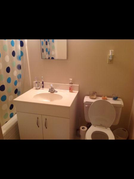 2 BEDROOM IN SOUTHDALE AVAILABLE ASAP