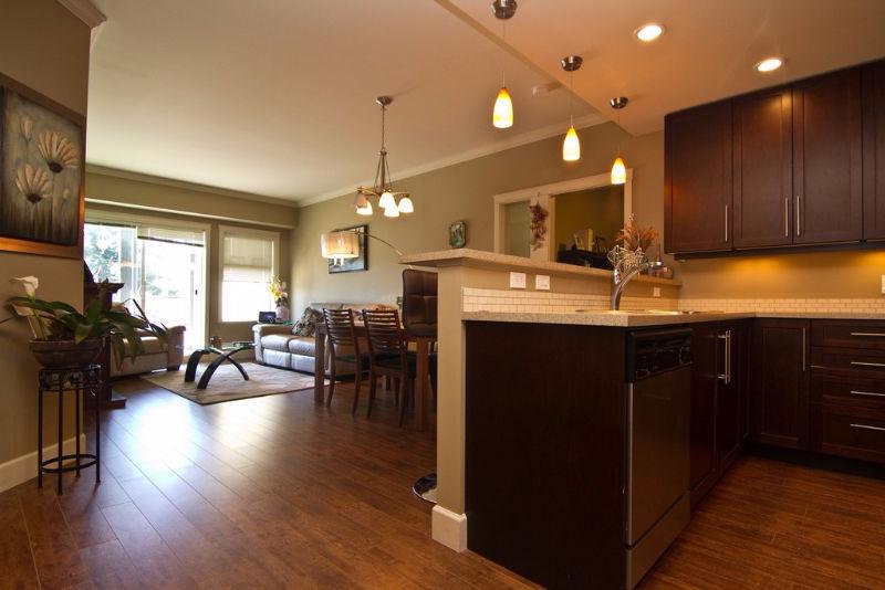 NEW LISTING: 2br/2bath condo + den and a GIANT patio at a great!