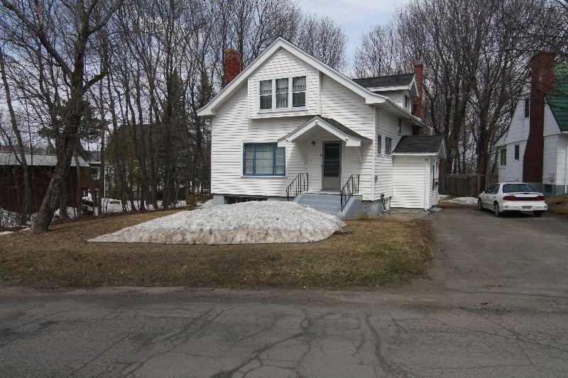 18 rue Athol Street, Campbellton