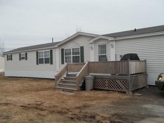 GREAT Mini Home on Corner Lot Priced to Sell !!