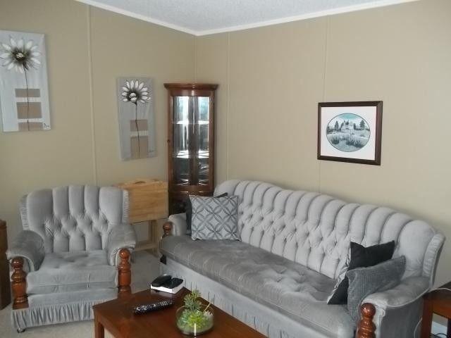 GREAT Mini Home on Corner Lot Priced to Sell !!