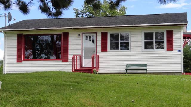 WELL MAINTAINED 2 BEDROOM HOUSE ....PRICED TO SELL