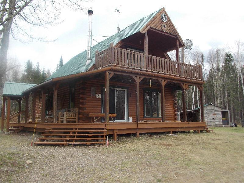 PRIME HUNTING!! You have to see this cottage!!!