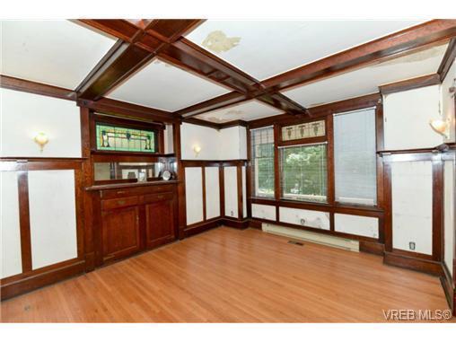 Large kitchen area has sliding doors to deck