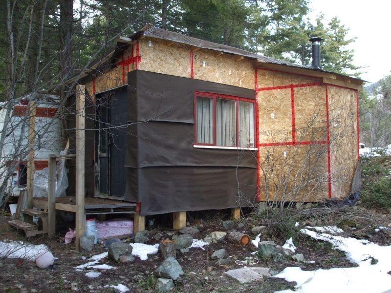 OFF GRID CABIN FOR RENT