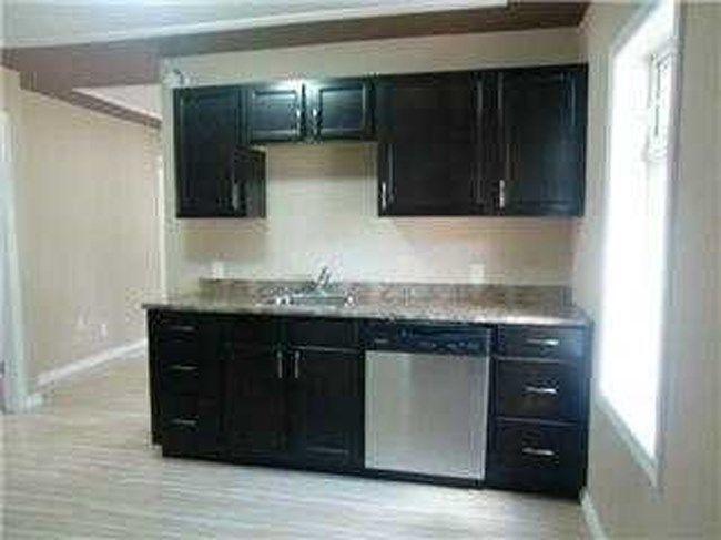 Amazing 2 bedroom & 2 bath house for rent at Southern !!