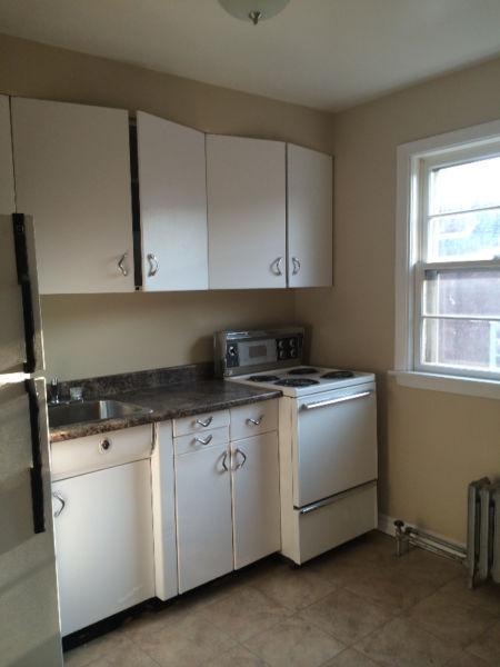 South End One Bedroom Apartment Near Hospital and Unversities