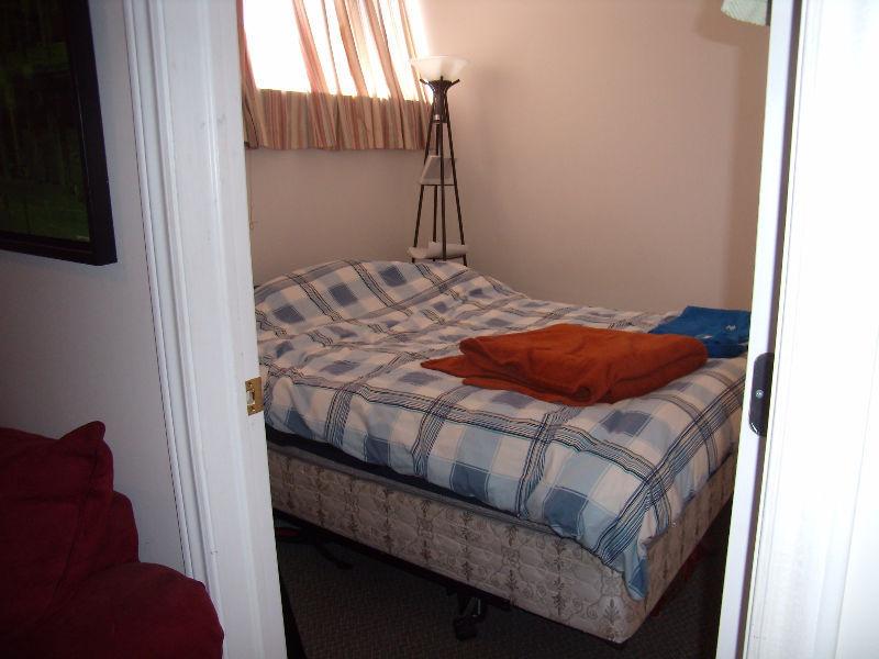 ALL INCLUSIVE+WIFI 1 BR Across from St. FX in Antigonish August