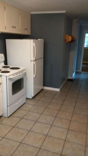 Sept 1st--- 2 Bedroom Apt For Rent