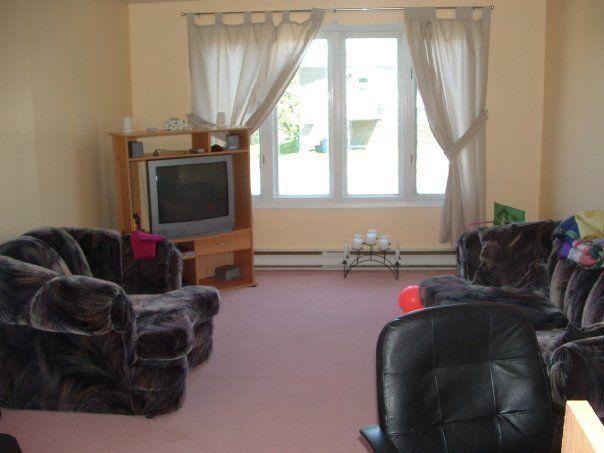 Two Bed room Main floor Apartment Near Grenfell