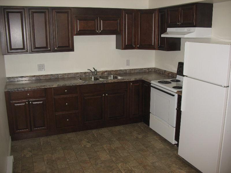 3 Bedroom apt for rent, H&L Included.. 647-9699