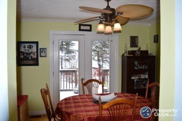 3 Bed home with spectacular view of Marystown Harbour