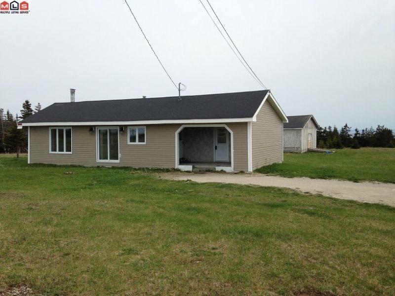 BEAUTIFUL HOME IN SHIPCOVE, NL!!!