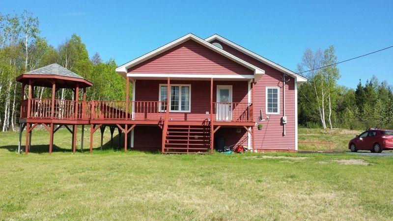 HOME AND 6 ACRES OF LAND FOR SALE PORT BLANDFORD!!!