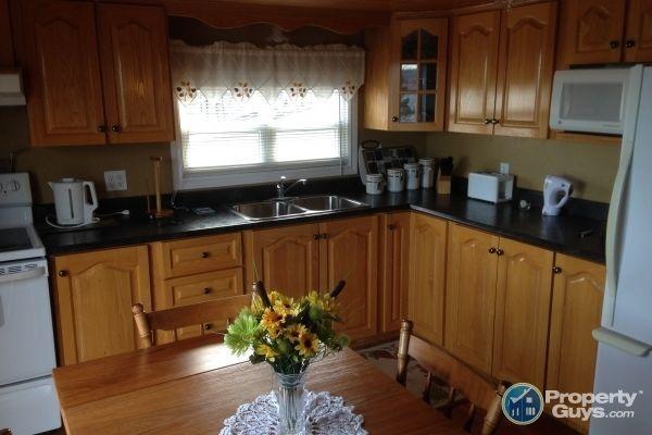 Two bedroom mobile home located in Deep Bight