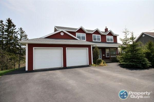 Antigonish - Well appointed, executive home on quite cul-de-sac