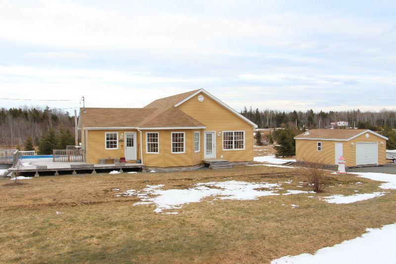 Five Year Old Bungalow in Westville on 7 Acres!