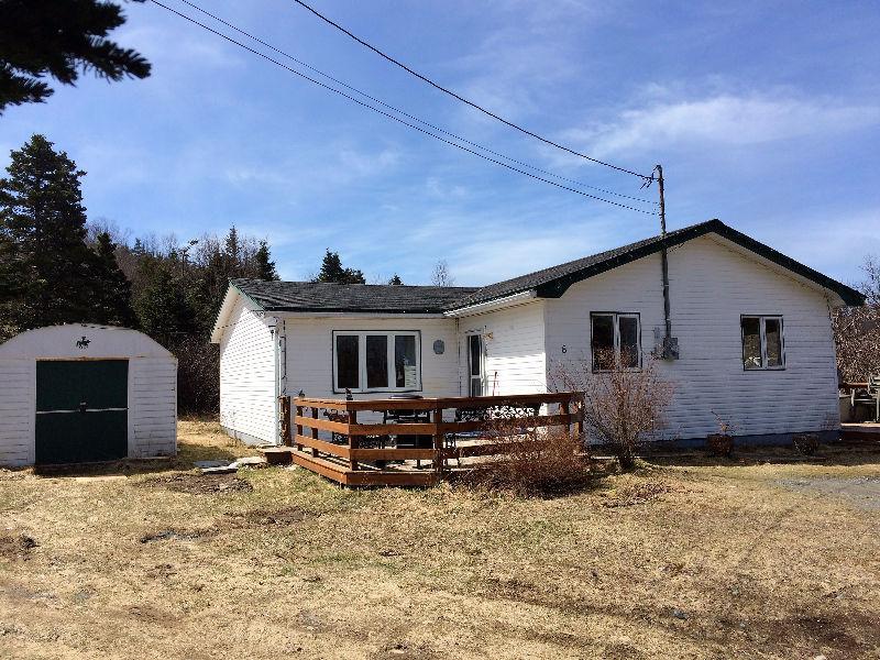 NEW PRICE! $119,900! 8 Allan George's Rd, New Harbour
