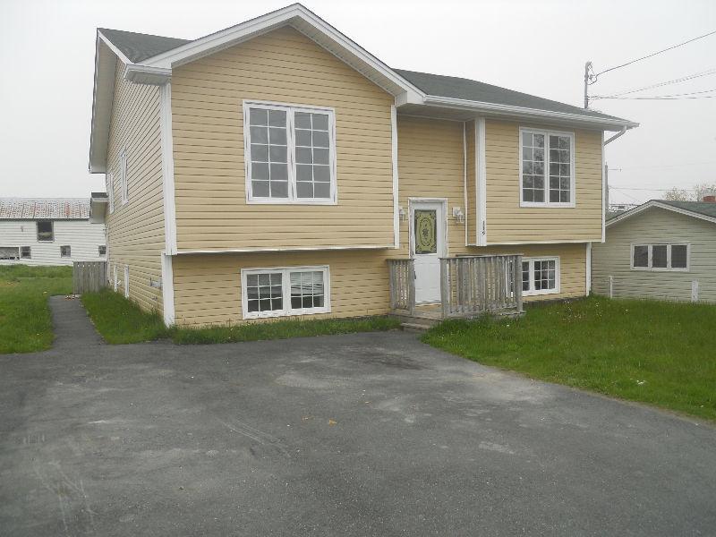 Young 2 apt, Goulds, investment or live in, freshly painted