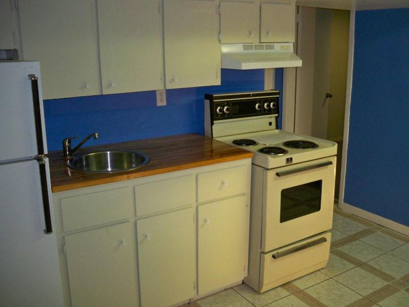 *Nice, Clean one Bedroom basement apartment $850 inclusive