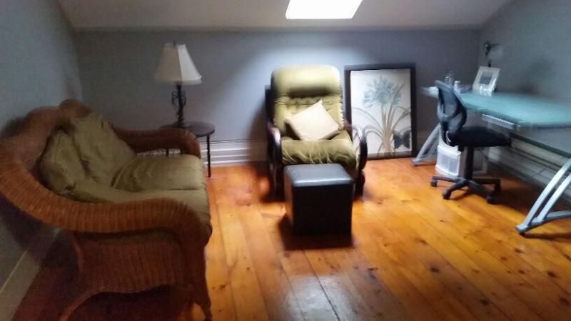 Spacious 2 bedroom in Limestone building