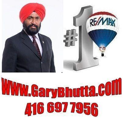 NEW TOWN HOMES FOR SALE IN BURLINGTON near GO Station From th